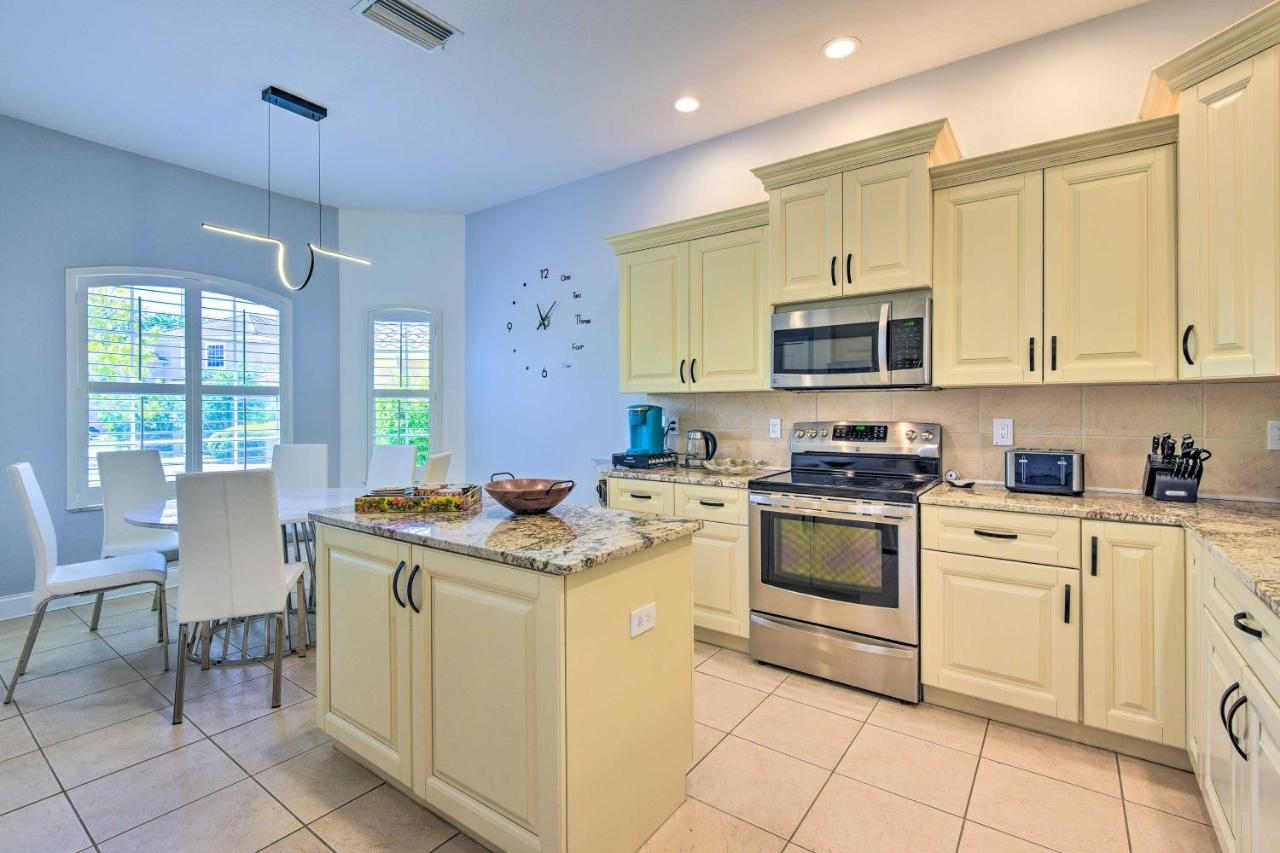 Villa Sun-Soaked Sarasota Oasis With Pool And Hot Tub! Exterior foto